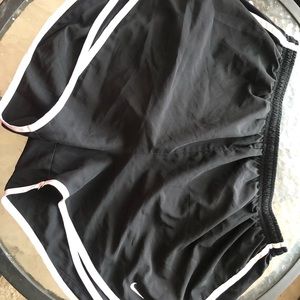 Women’s XL Nike shorts